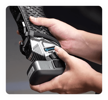 SIMSCAN GEN2 held in hand